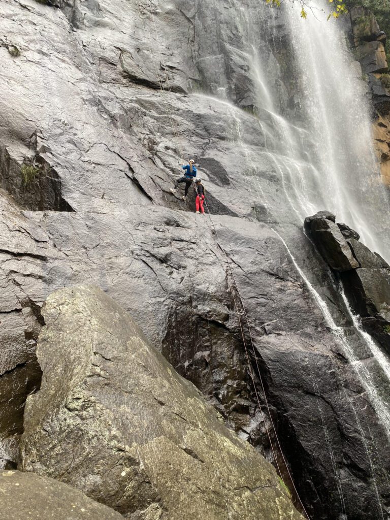 JOMM Wellness adventures hiking 6